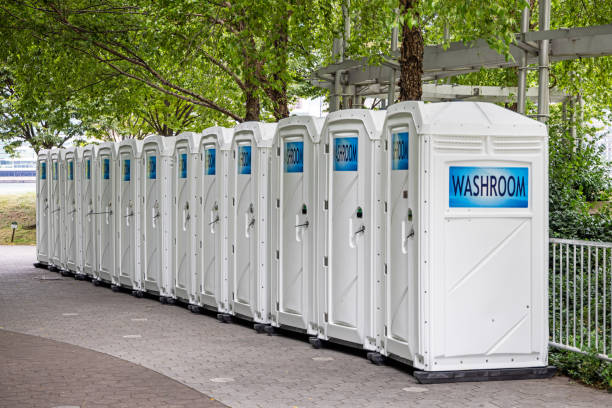 Best Porta potty rental near me  in De Leon Springs, FL